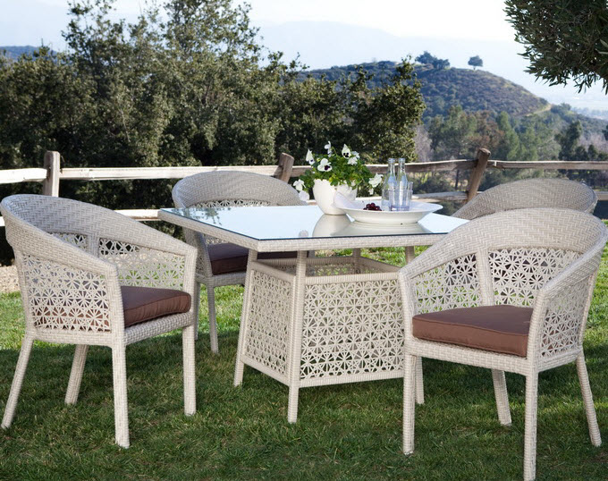 Bàn ghế quán cafe mây độc đáo