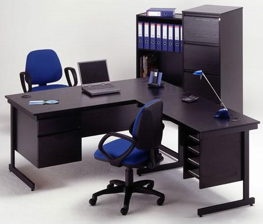 Bí quyết mua bàn ghế văn phòng thanh lý giá cực rẻ