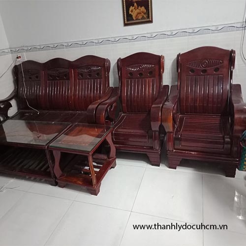 Thanh lý bộ bàn ghế gỗ căm xe